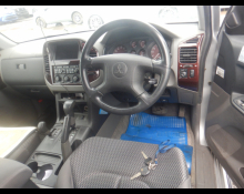 Mitsubishi Pajero 2000
