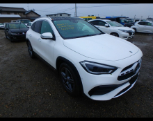 Mercedes Benz GLA-class 2022