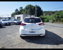 Mazda Mazda2 2023