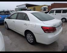 Toyota Premio 2018