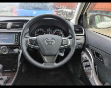 Toyota Premio 2018