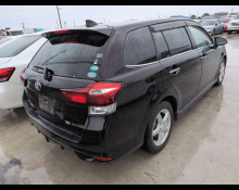 Toyota Corolla Fielder 2015