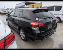 Toyota Corolla Fielder 2015
