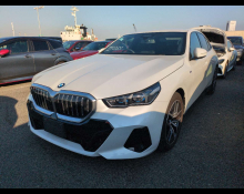 BMW 5 Series 2023