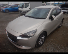 Mazda Mazda2 2022