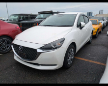 Mazda Mazda2 2022