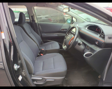 Toyota Sienta 2017