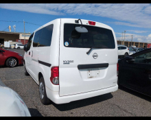 Nissan NV200 2022