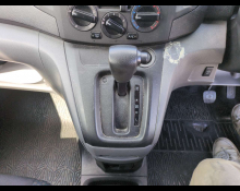 Nissan NV200 2022