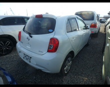 Nissan March 2022