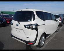 Toyota Sienta 2019