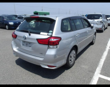 Toyota Corolla Fielder 2018