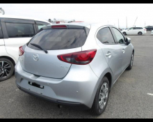 Mazda Mazda2 2022