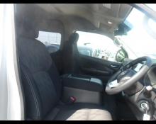 Nissan Caravan Van 2022