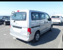 Nissan NV200 2022