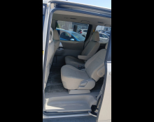 Toyota Noah 2013