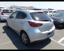 Mazda Mazda2 2022
