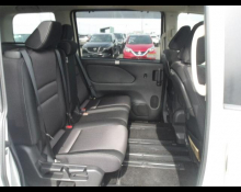 Nissan Serena 2018
