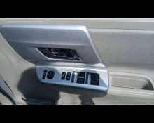 Toyota Noah 2013
