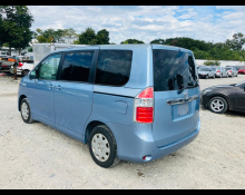 Toyota Noah 2008