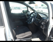 Toyota Voxy 2019