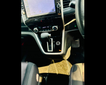 Nissan Serena 2018