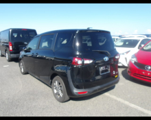 Toyota Sienta 2019