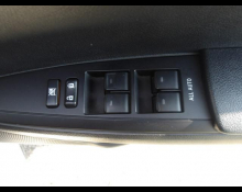 Toyota Corolla Fielder 2012