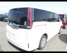 Toyota Noah 2019