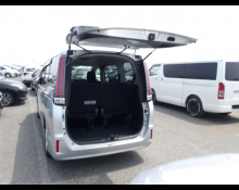 Toyota Noah 2019