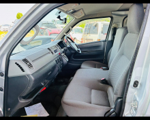 Toyota Hiace Van 2011