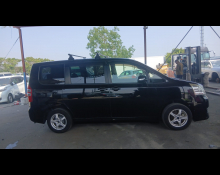Toyota Noah 2014