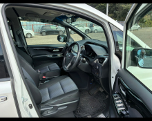 Toyota Voxy 2014