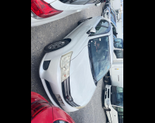 Toyota Corolla Axio 2012