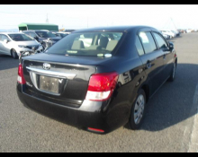 Toyota Corolla Axio 2013