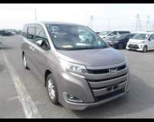 Used Toyota Noah Cars For Sale in Japan