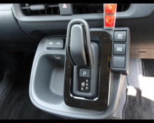 Toyota Sienta 2024