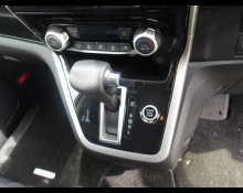 Nissan Serena 2018