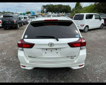 Toyota Corolla Fielder 2019