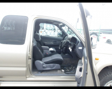 Toyota Hilux Sports Pickup 2003