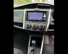 Toyota Corolla Fielder 2015