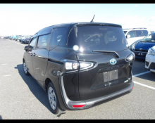 Toyota Sienta 2019
