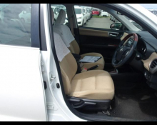 Toyota Corolla Axio 2012