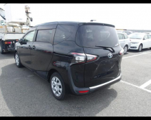 Toyota Sienta 2018