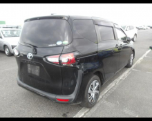 Toyota Sienta 2019
