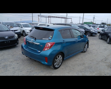 Toyota Vitz 2012