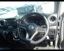 Nissan Caravan Van 2022