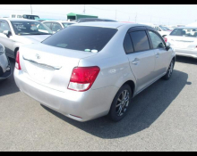 Toyota Corolla Axio 2013