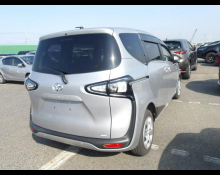 Toyota Sienta 2020