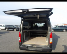 Toyota Hiace Van 2010